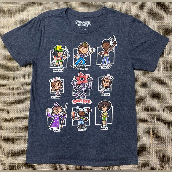 Stranger Things 20 Piece Bundle: Metal Tin, 14 Patches, Backpack, 5 T-shirts - Picture 5 of 16